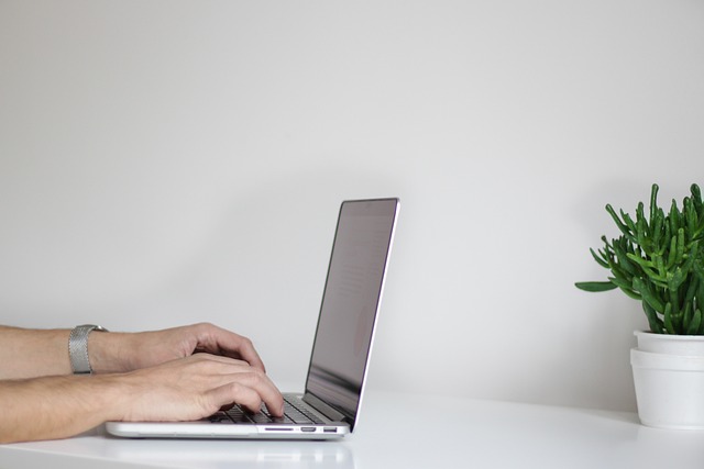 Earn Extra Cash from Home: Surveys that Pay in South Africa